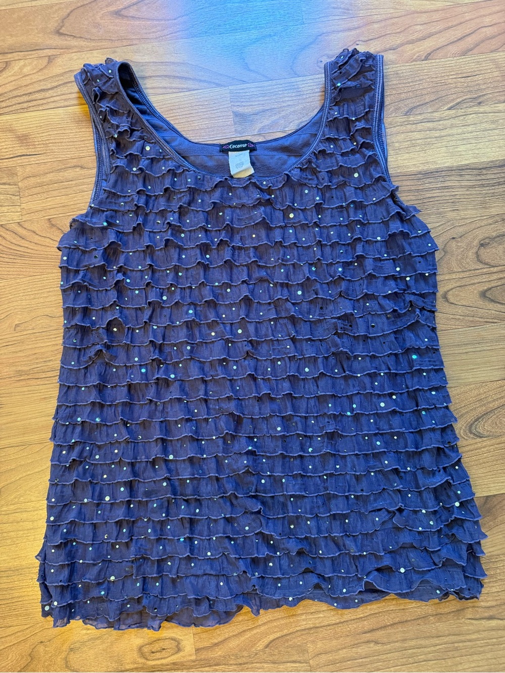 Vtg Y2K Women's Lavender Purple Ruffle Tank with Sequin Detail - L